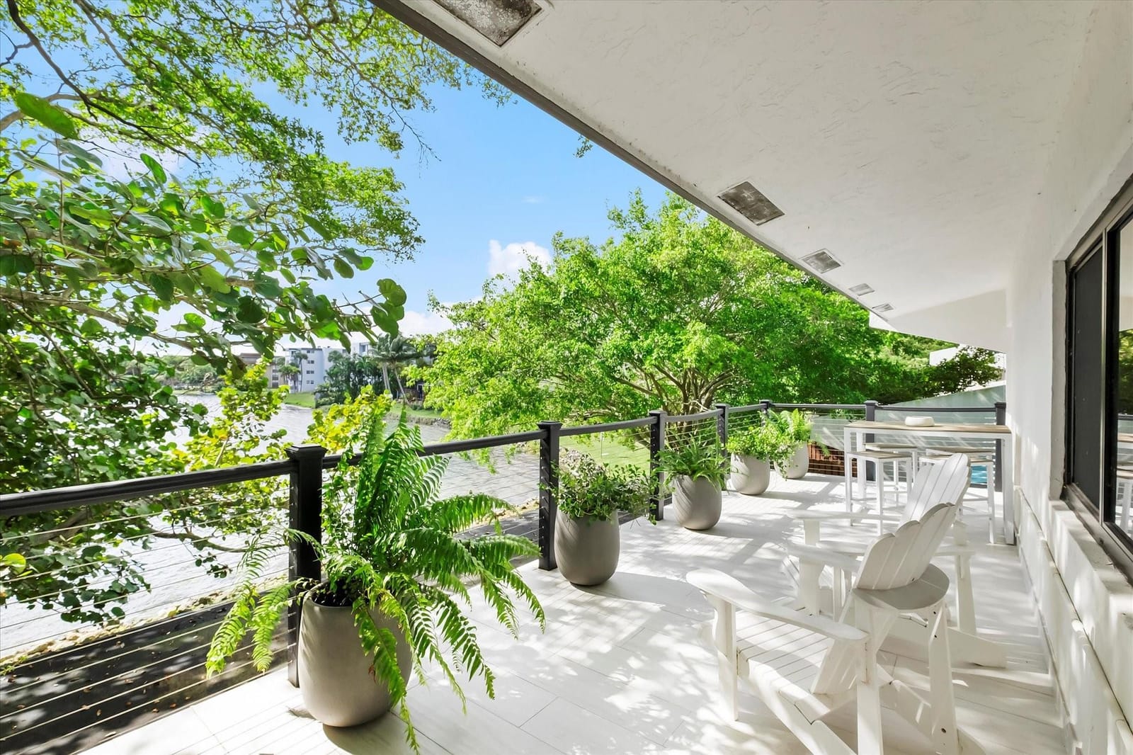 558 NE 199th Terrace, Miami, FL 33179