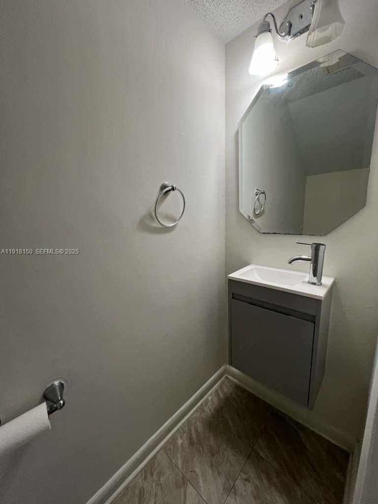 721 SE 1st Way B18 — photo 8
