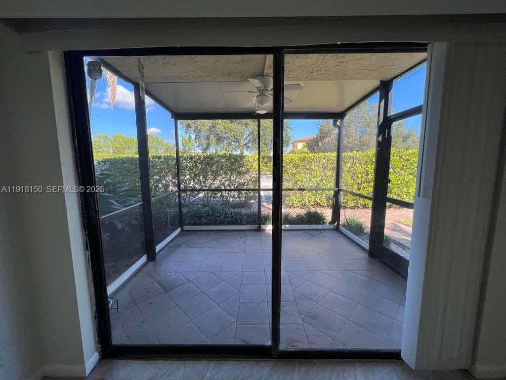 721 SE 1st Way B18 — photo 10