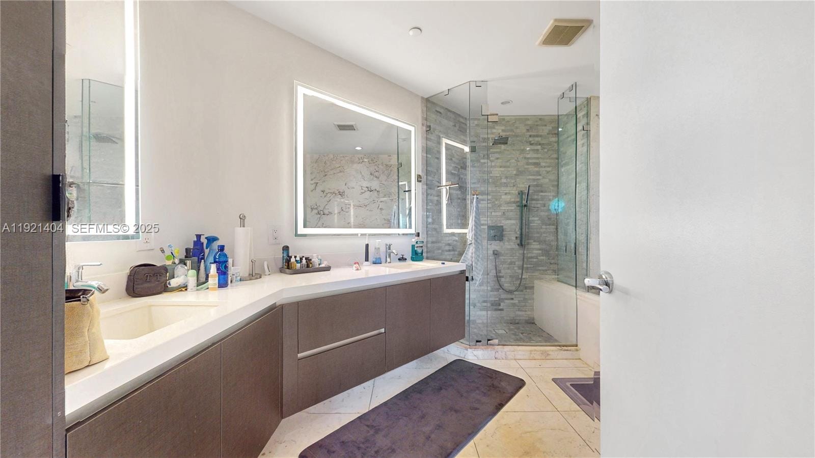 851 NE 1st Avenue 1508, Miami, FL 33132 photo 15