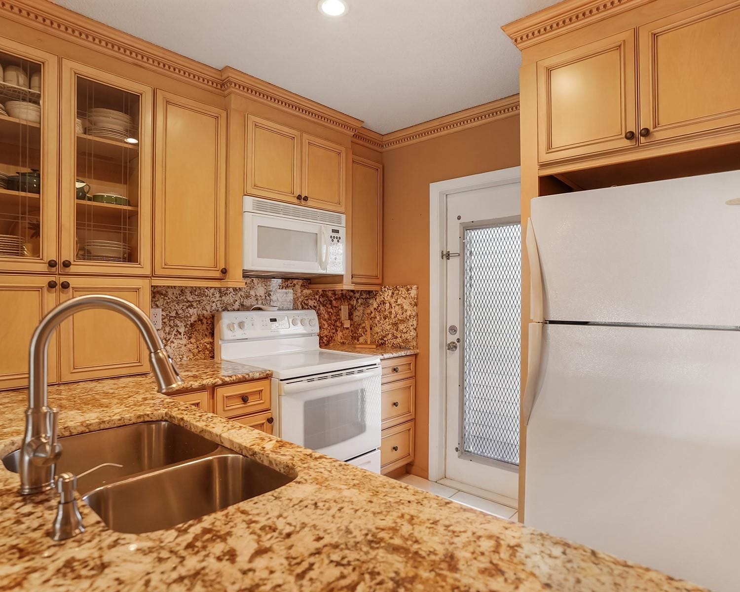 3501 NW 47th Avenue 503 — photo 12