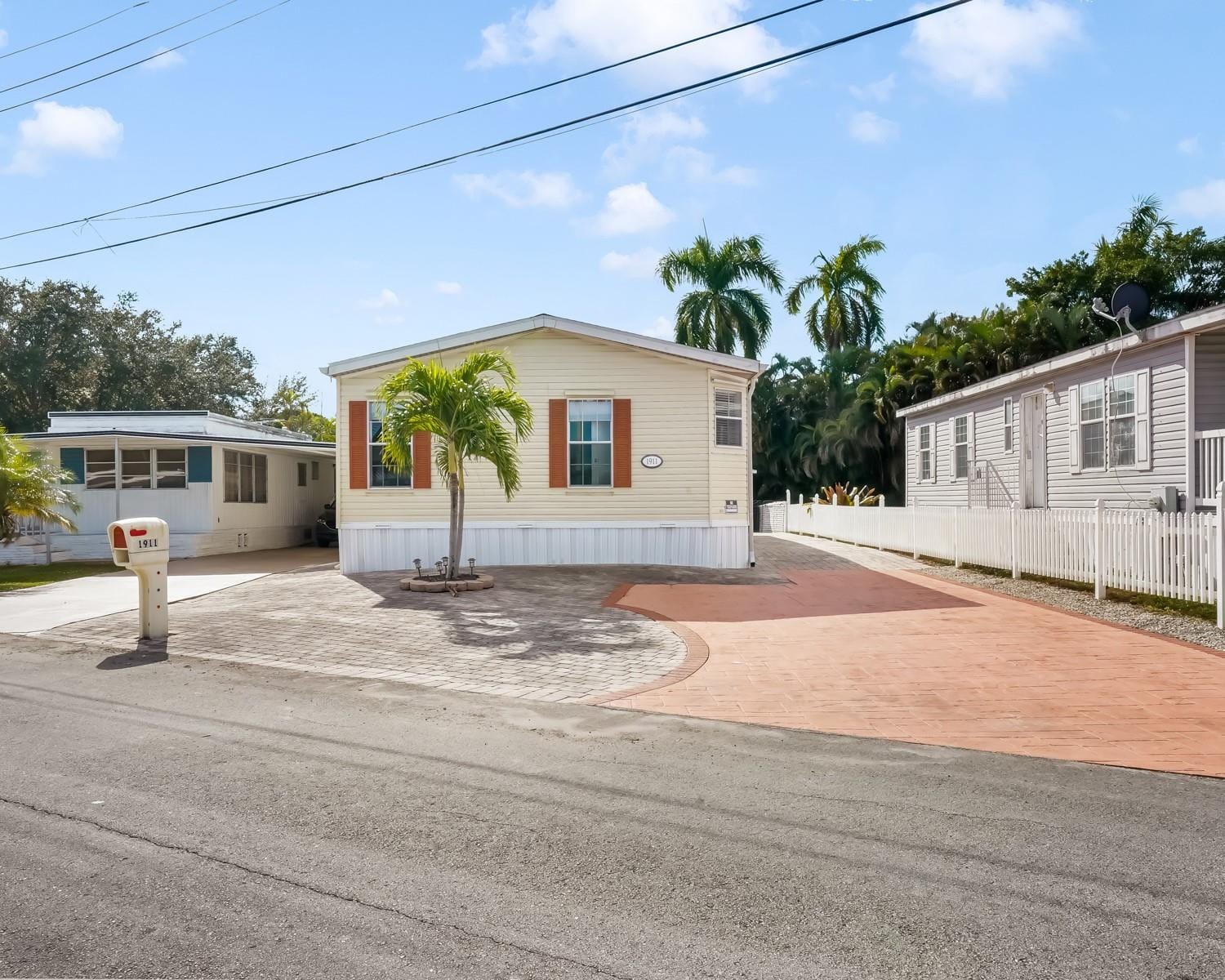 1911 SW 87th Terrace, Davie, FL 33324 photo 13