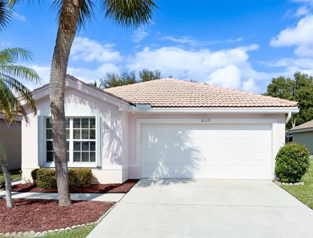 8119 Tortuga Lane, sold in Nautica 1, Boynton Beach, FL