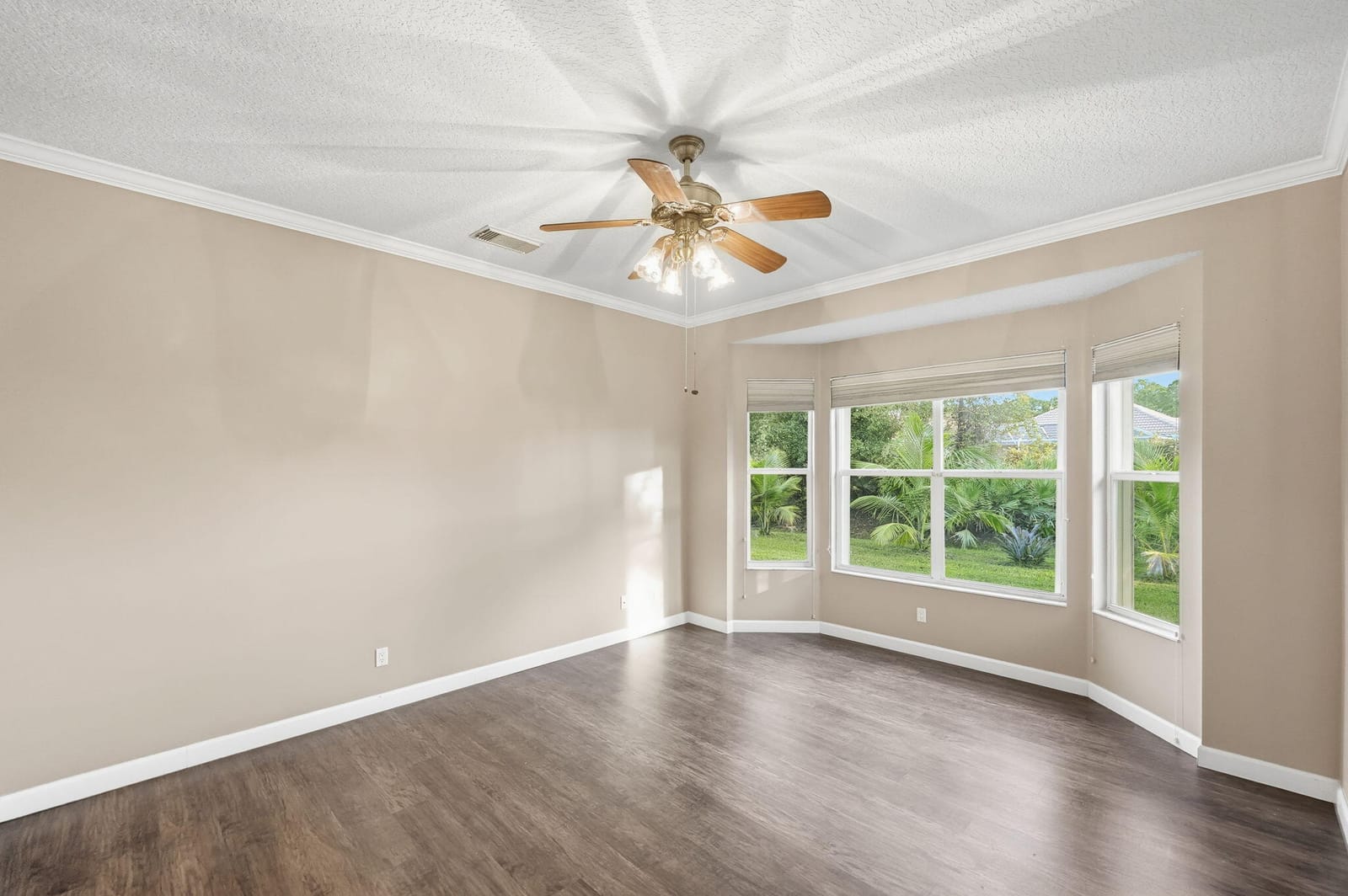 665 SW Lake Charles Circle, FL 34986 photo 29