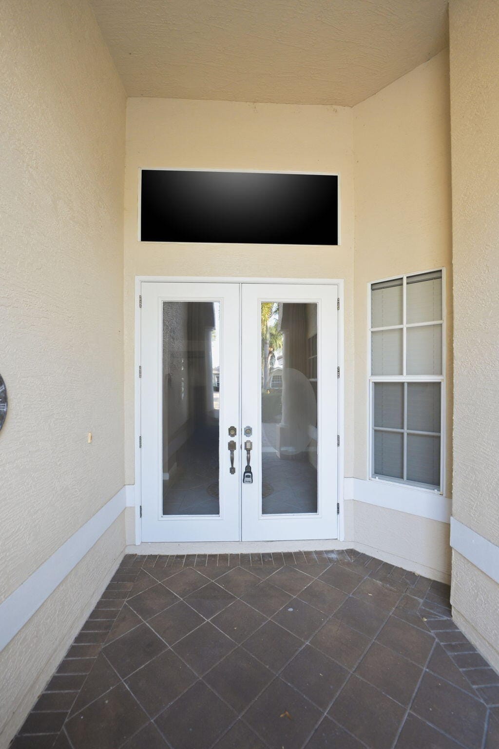 665 SW Lake Charles Circle — photo 6