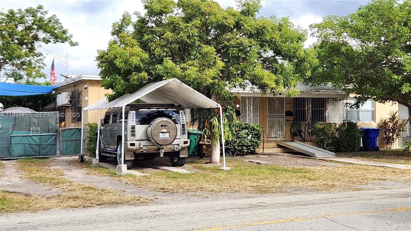 2895 SW 23rd Terrace, Miami, FL 33145 photo 2