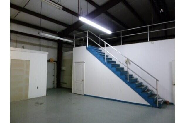 820 35th Court SW — photo 6