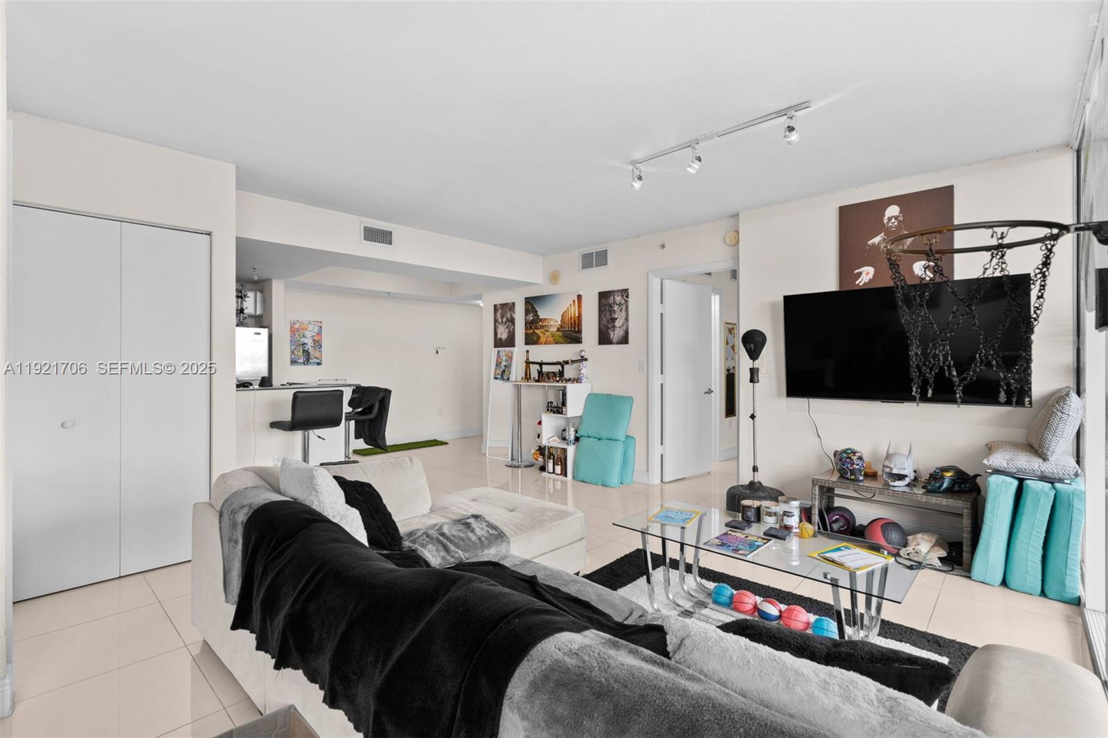 1871 S River Drive 1402, Miami, FL 33125 photo 28