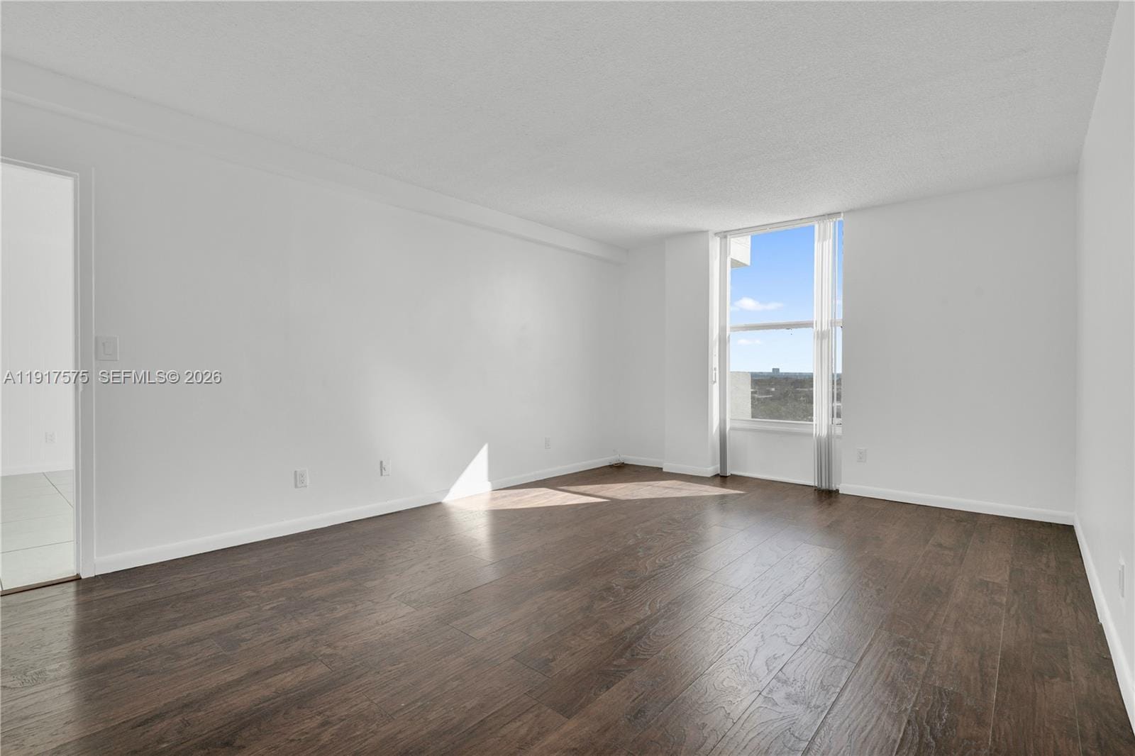 2020 NE 135th Street 805, North Miami, FL 33181 photo 13