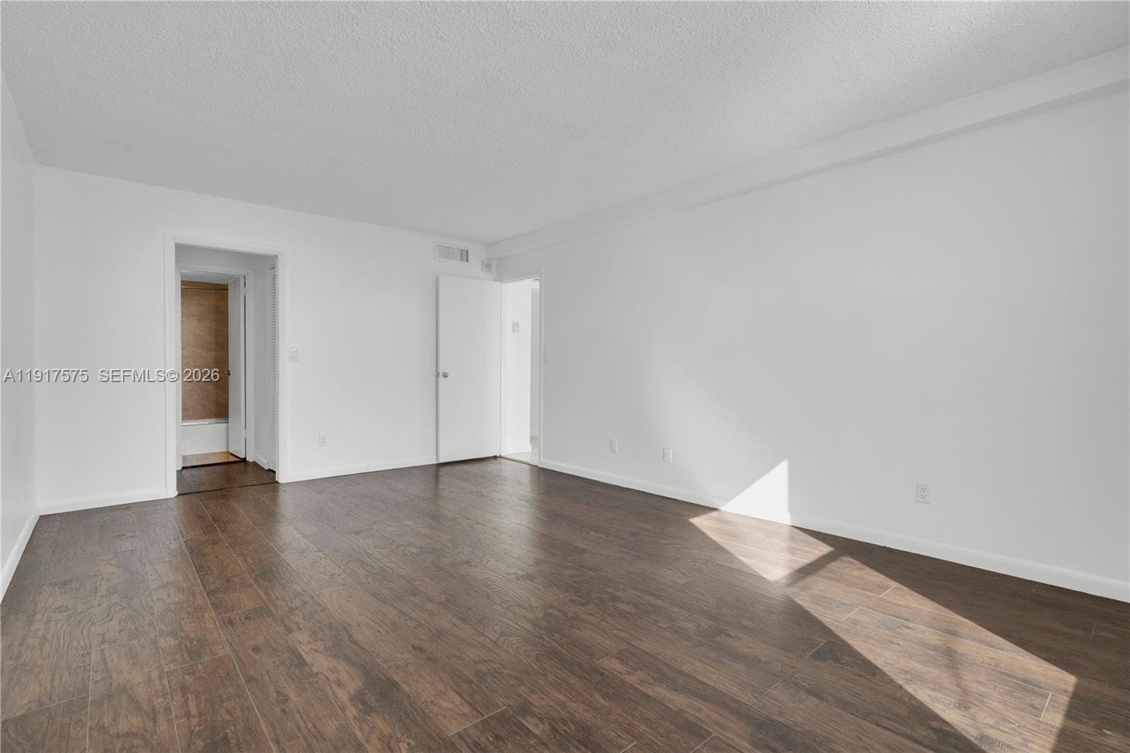 2020 NE 135th Street 805, North Miami, FL 33181 photo 14