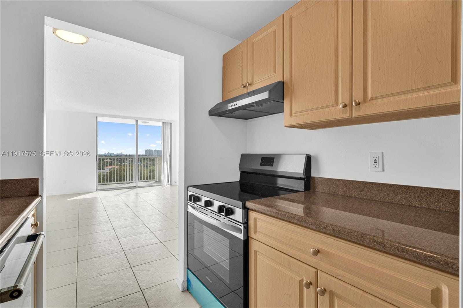 2020 NE 135th Street 805, North Miami, FL 33181 photo 22