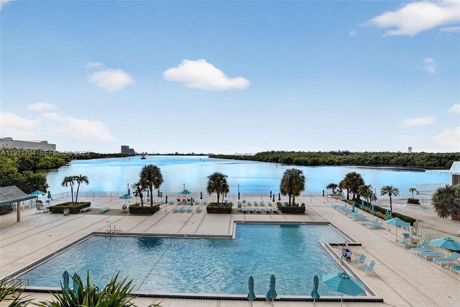 300 Bayview Drive 308, Sunny Isles Beach, FL 33160 photo 18