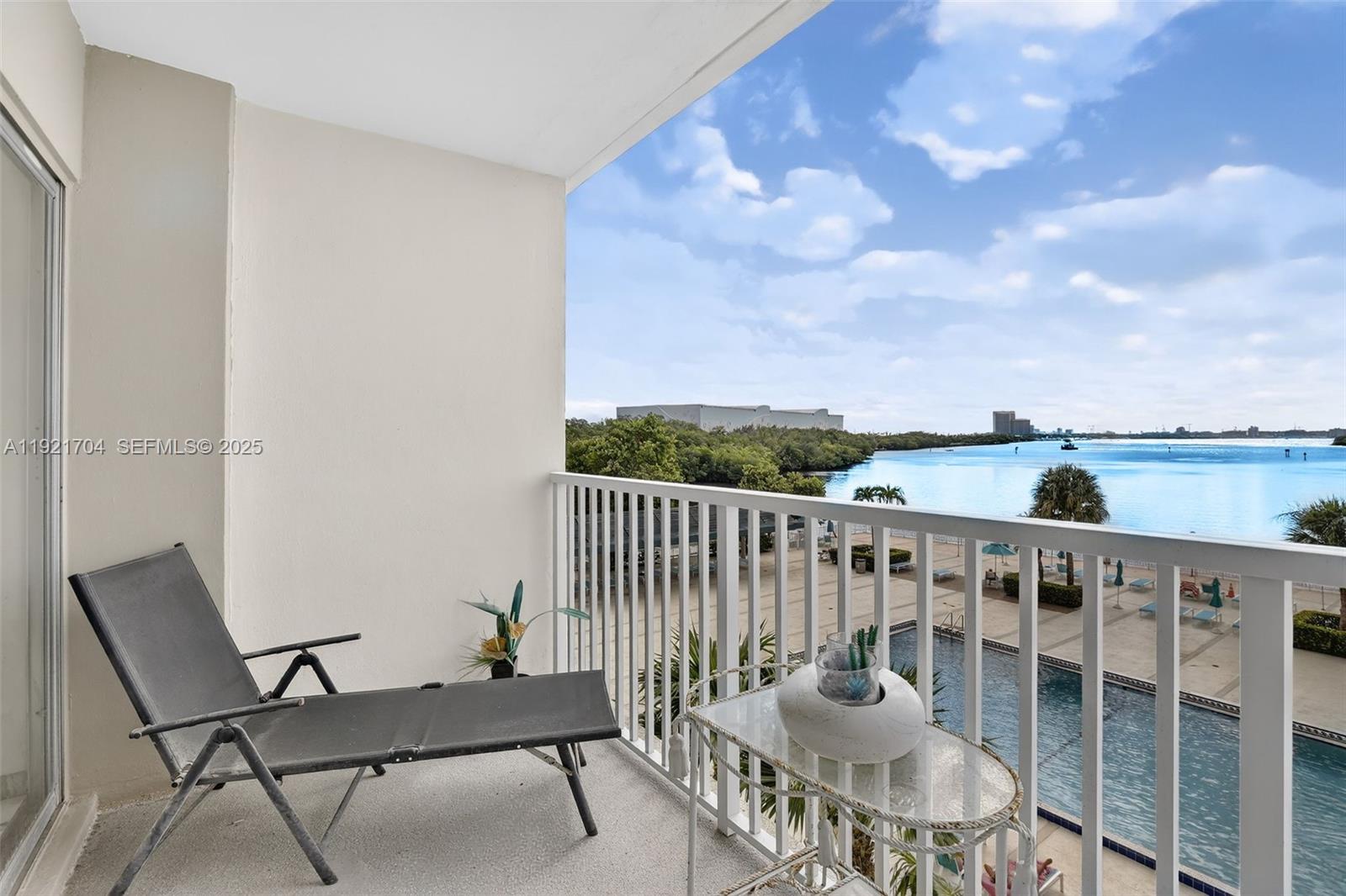 300 Bayview Drive 308 — photo 7