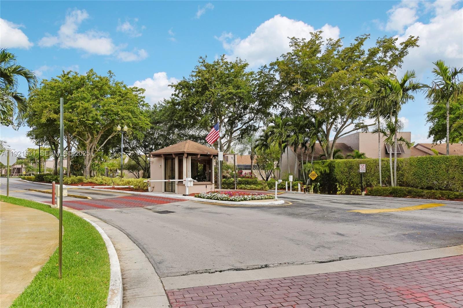12393 NW 12th Court, Pembroke Pines, FL 33026 photo 22