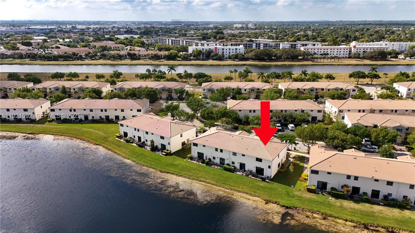 401 NE 194th Lane, Miami, FL 33179 photo 29