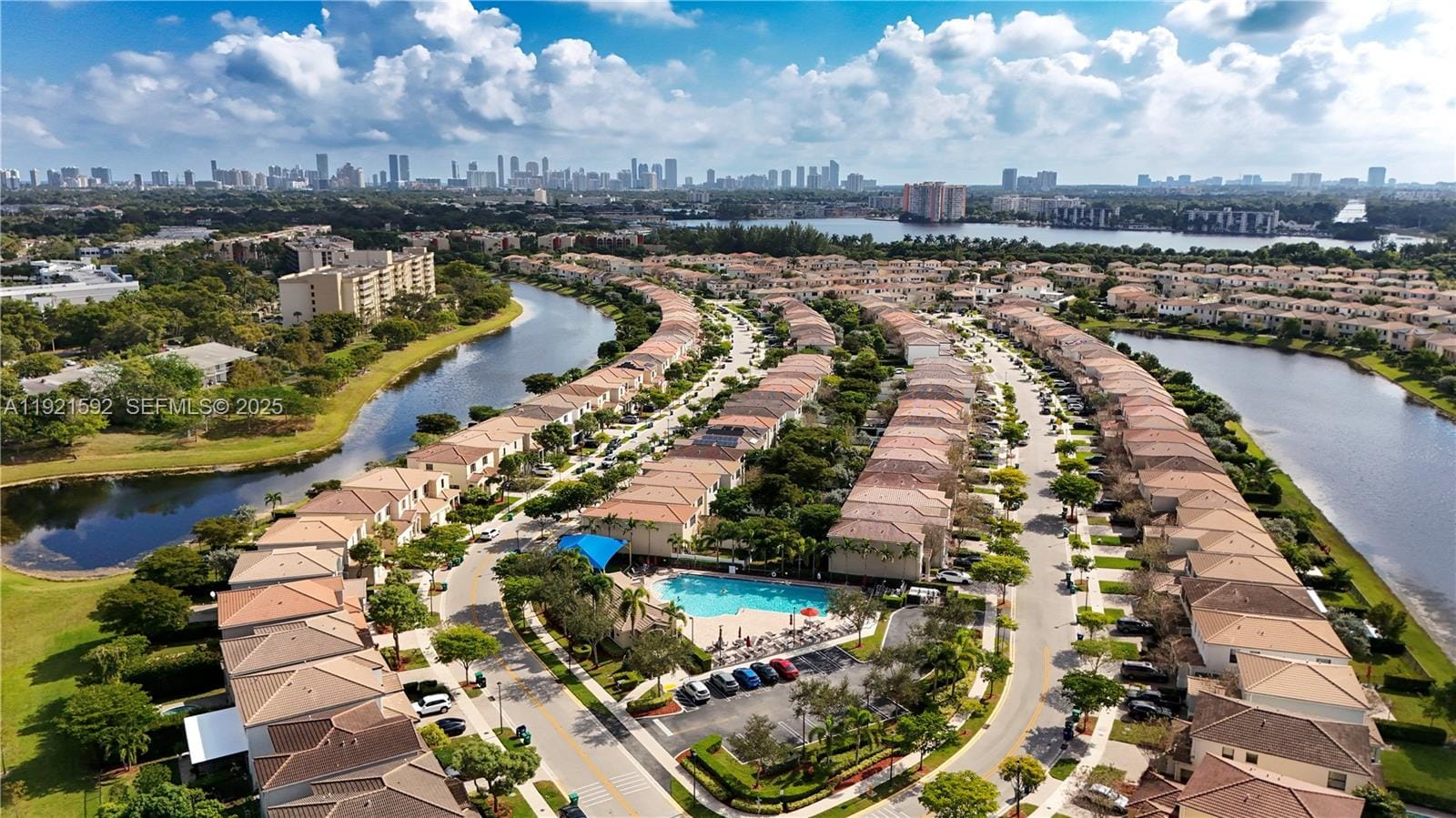 401 NE 194th Lane, Miami, FL 33179 photo 30