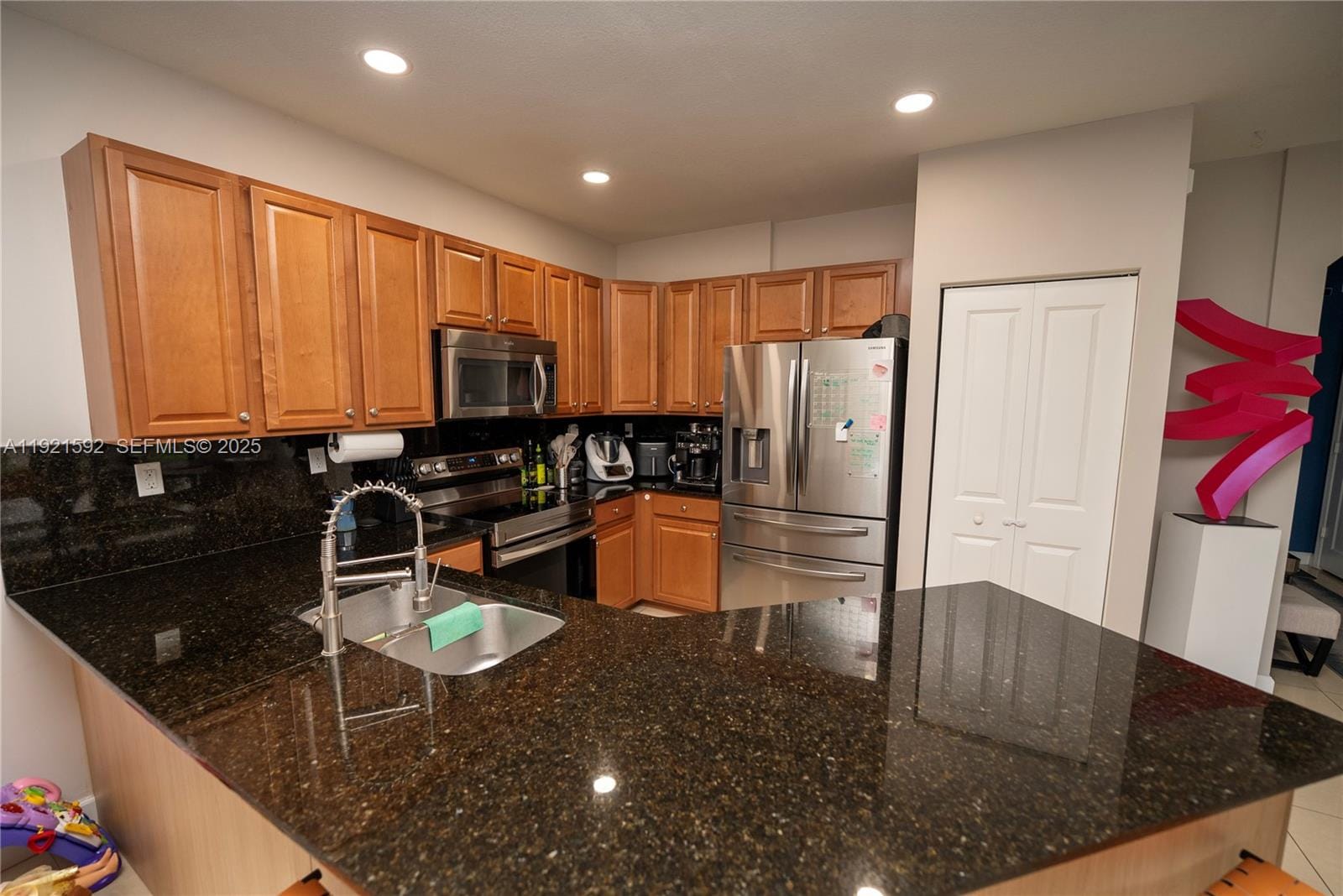 401 NE 194th Lane, Miami, FL 33179 photo 10