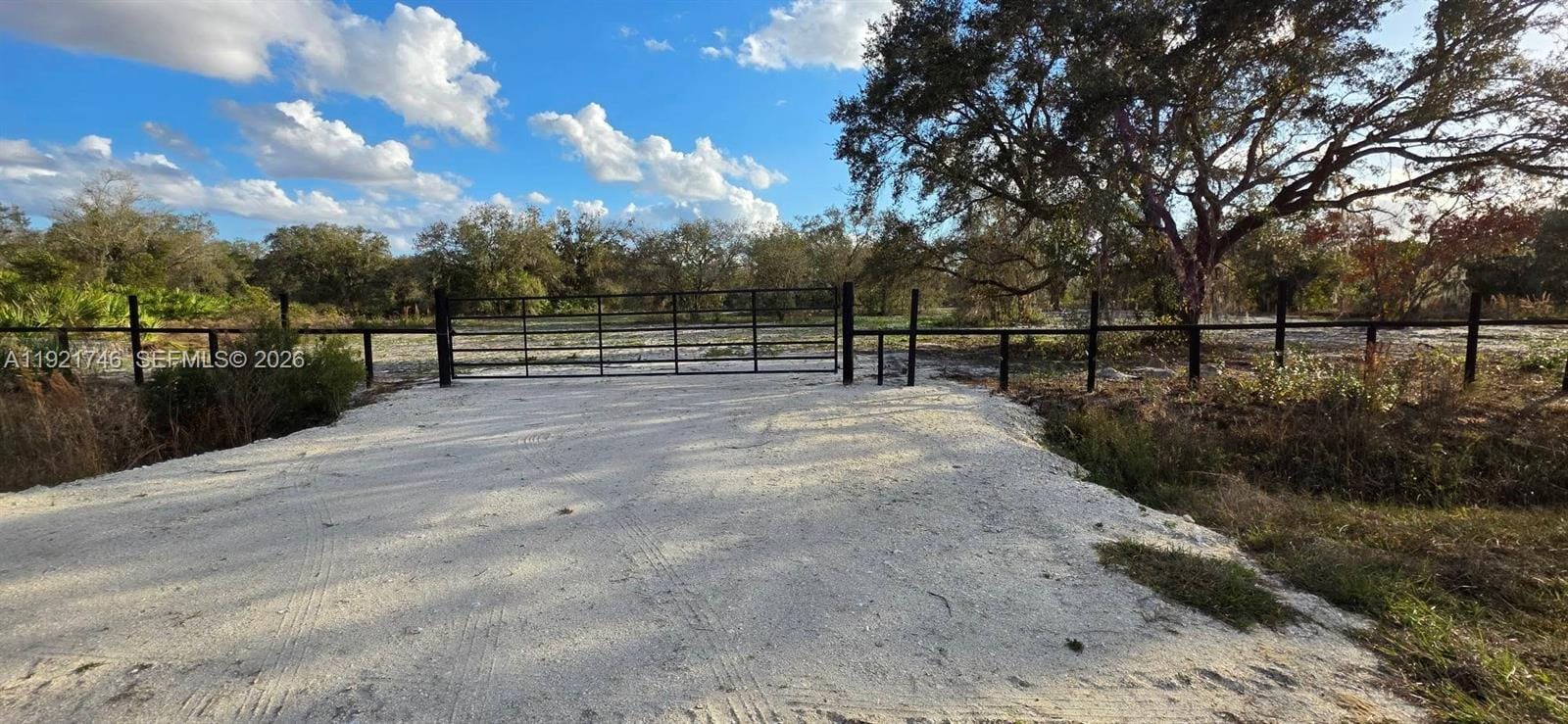 18678 NW 284 Street, Okeechobee, FL 34972