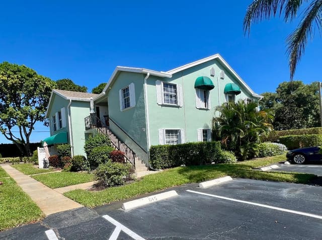 644 Waterside Drive 644, sold in Waterside Village Of Palm, Hypoluxo, FL