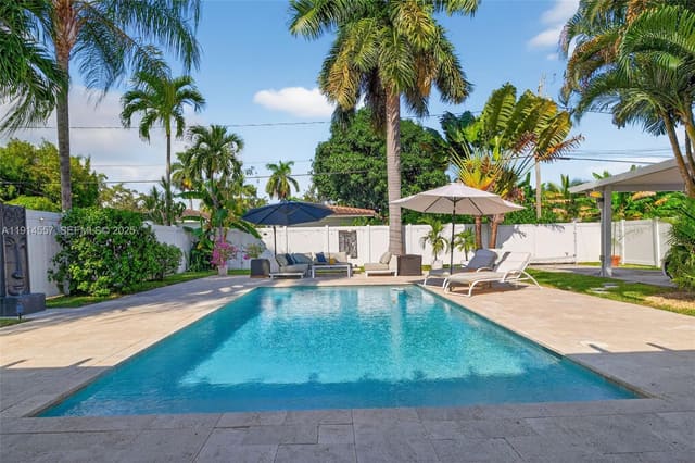 1527 Mayo Street, sold in Sunset Trails No 5, Hollywood, FL
