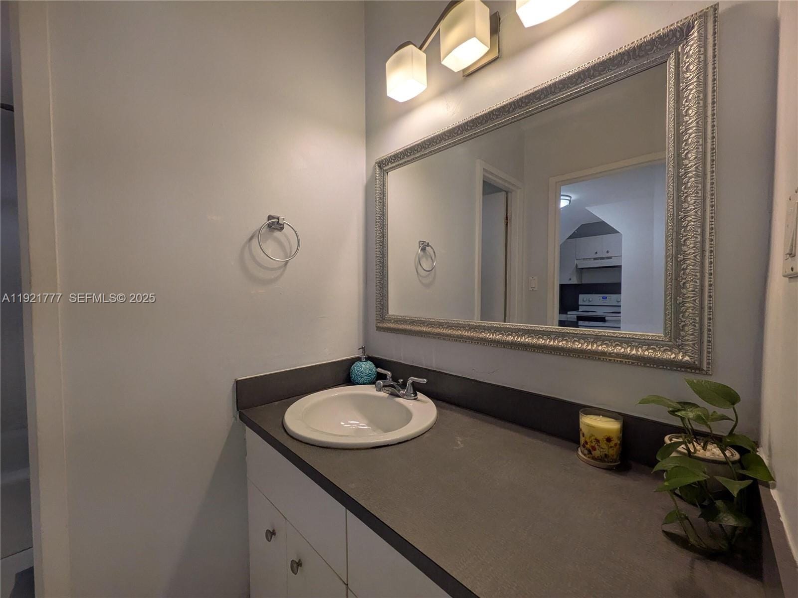 100 Lincoln Road 904, Miami Beach, FL 33139 photo 18
