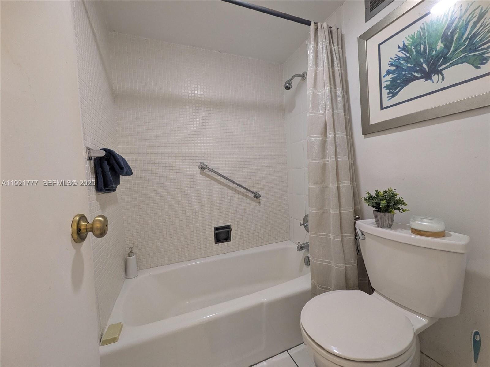 100 Lincoln Road 904, Miami Beach, FL 33139 photo 22