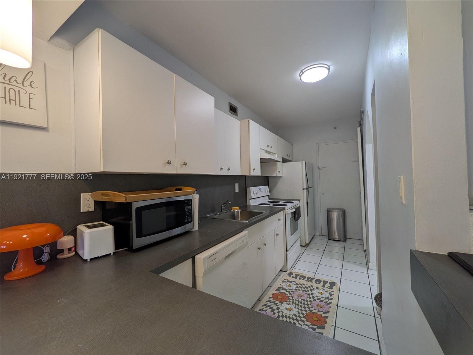100 Lincoln Road 904, Miami Beach, FL 33139 photo 25