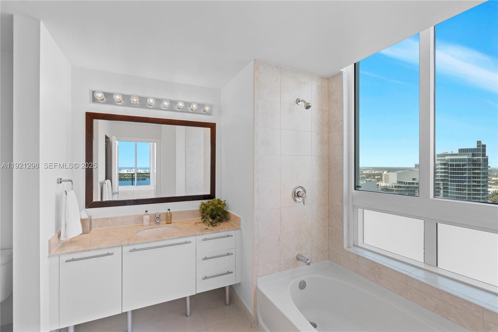 1900 N Bayshore Drive PH 4902, Miami, FL 33132 photo 26