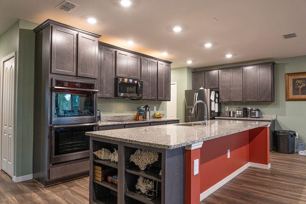 2108 SW Monterrey Lane — photo 3
