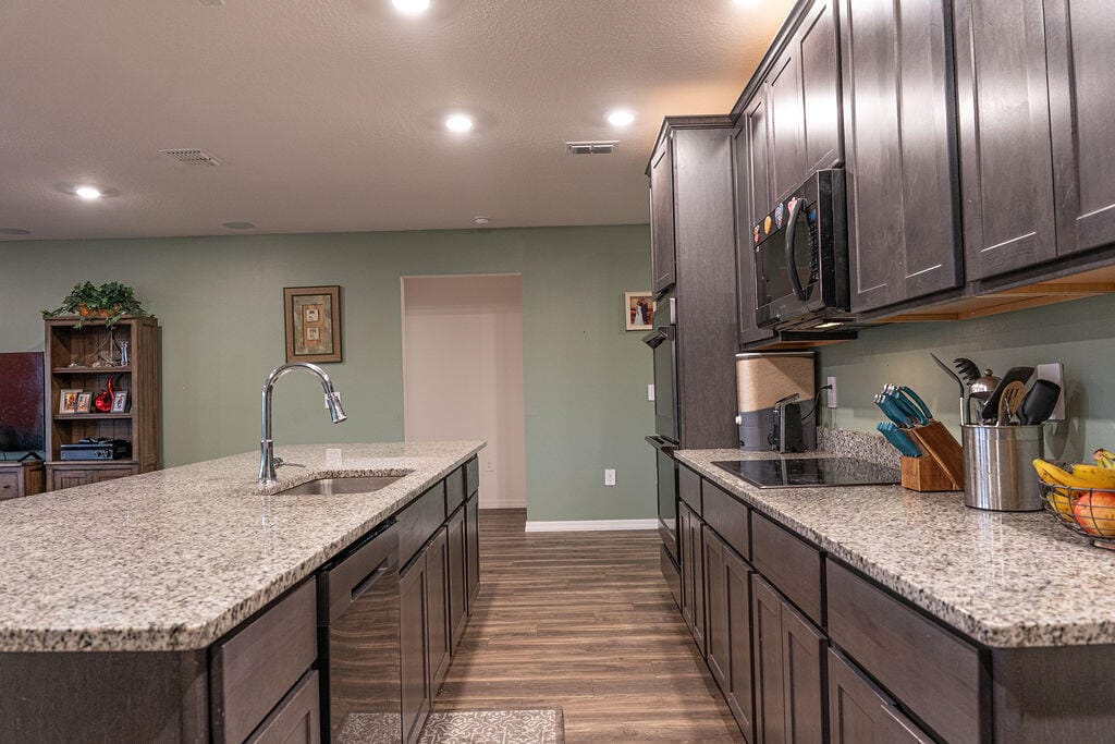 2108 SW Monterrey Lane — photo 9