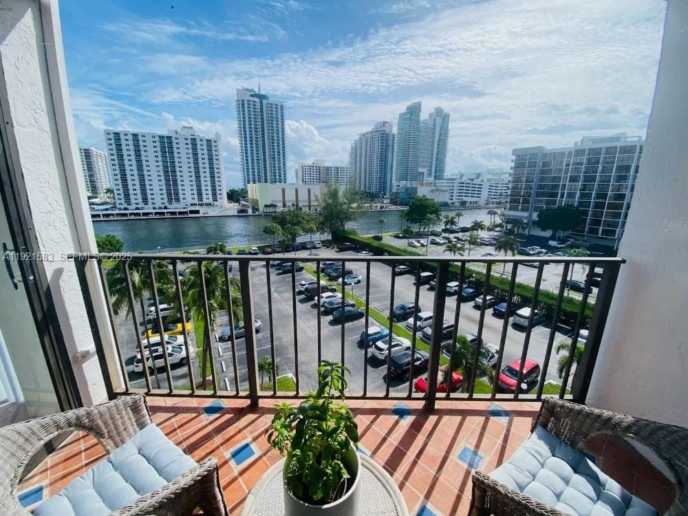 800 Parkview Drive 726, Hallandale Beach, FL 33009 photo 2
