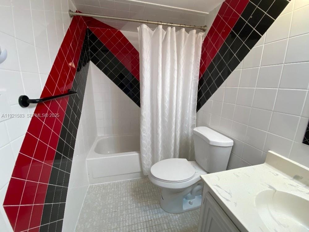 800 Parkview Drive 726, Hallandale Beach, FL 33009 photo 17