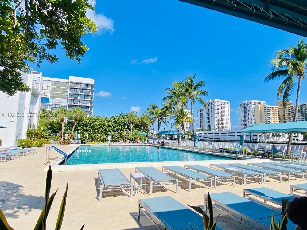 800 Parkview Drive 726, Hallandale Beach, FL 33009 photo 28