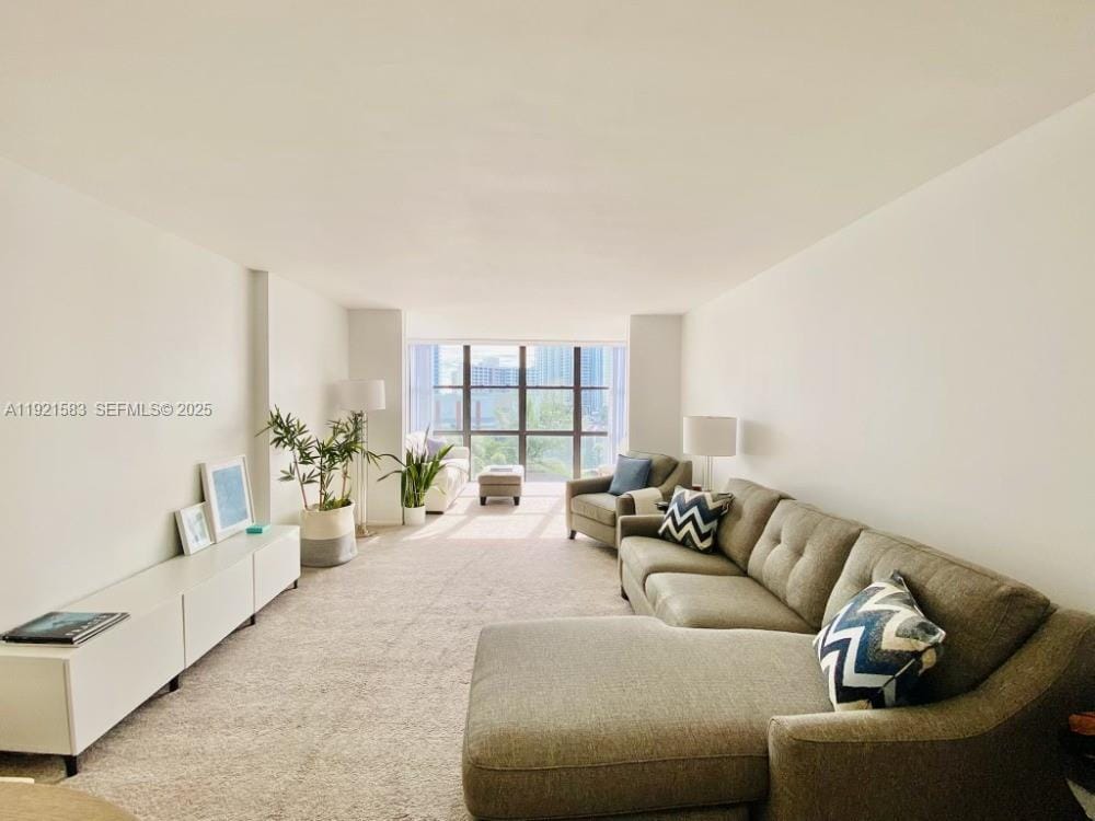 800 Parkview Drive 726, Hallandale Beach, FL 33009 photo 5