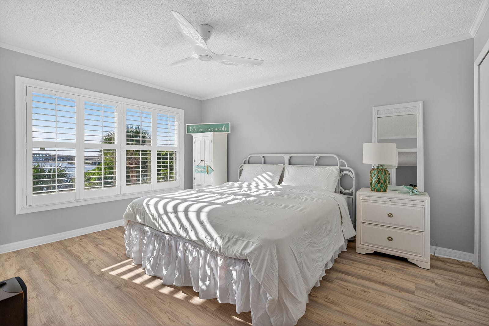 390 NE Edgewater Drive 403, Stuart, FL 34996 photo 14