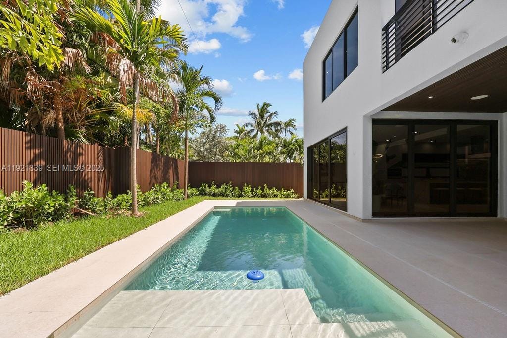 618 NE 17th Way, Fort Lauderdale, FL 33304 photo 30