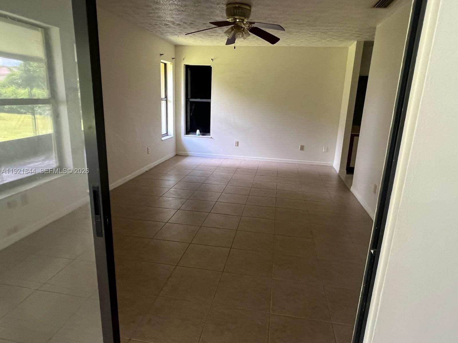 2410 SE Renick Avenue — photo 7