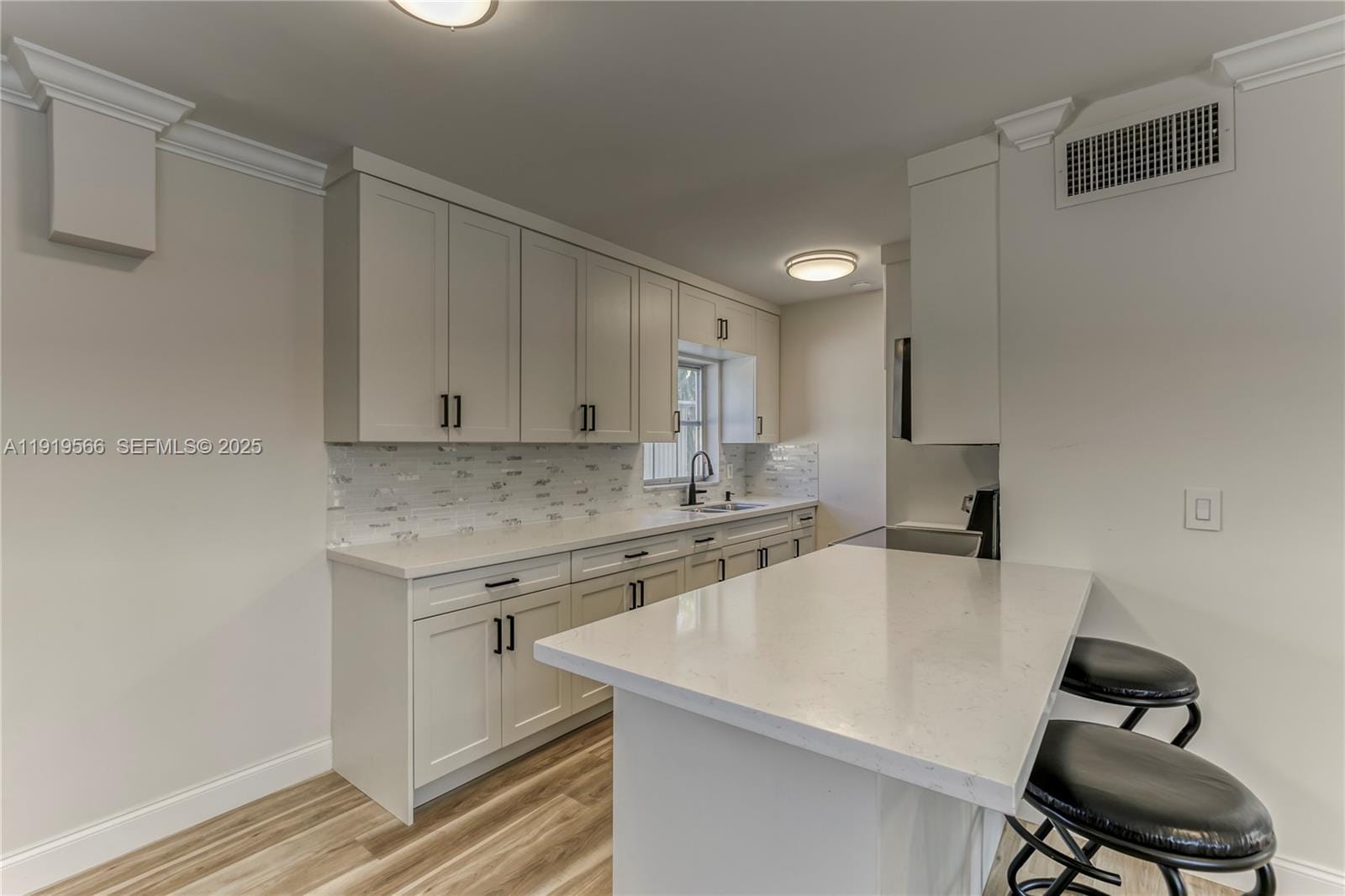 5840 NE 22nd Way 725 — photo 11