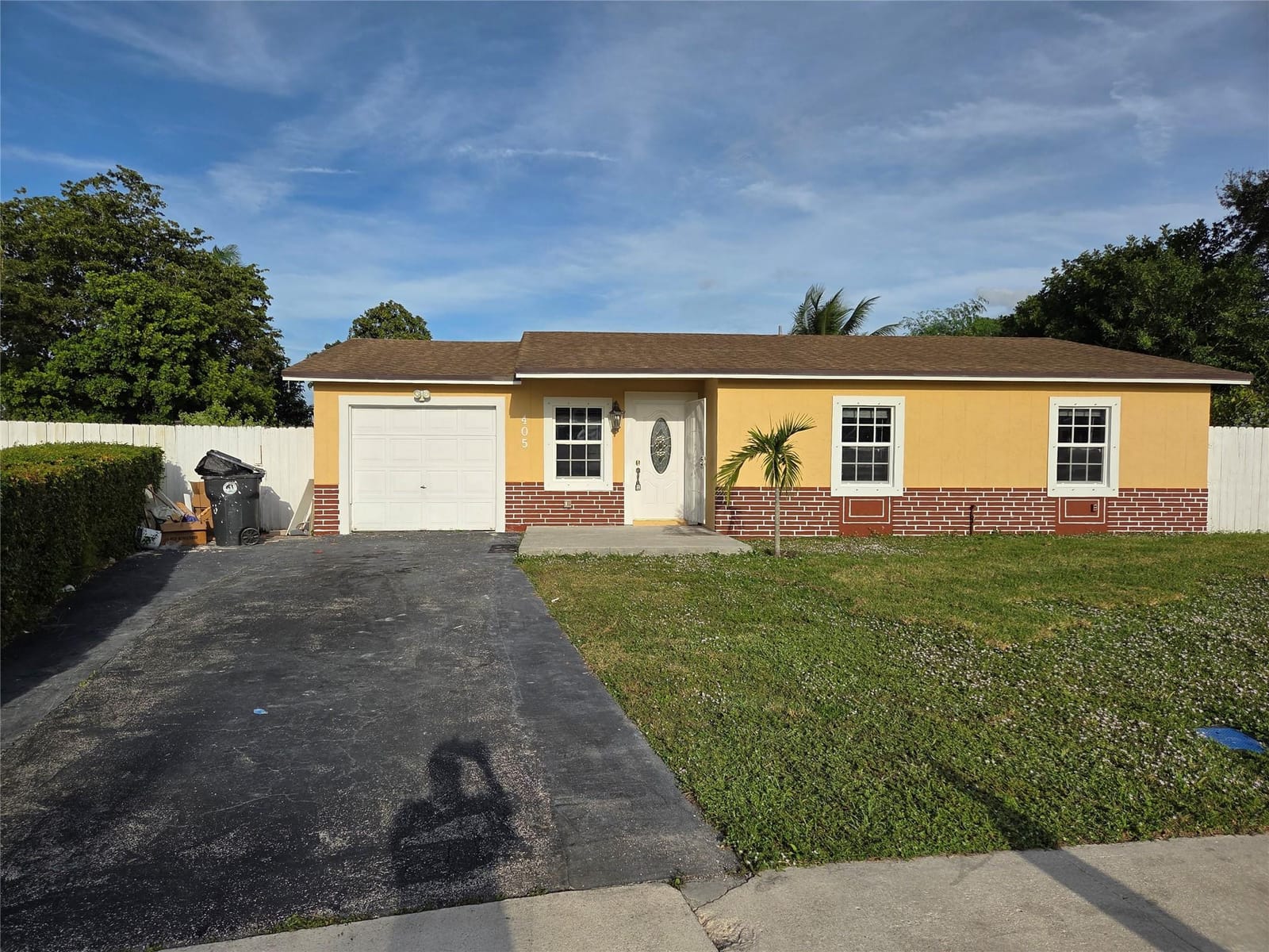 405 SW 79th Terrace, North Lauderdale, FL 33068