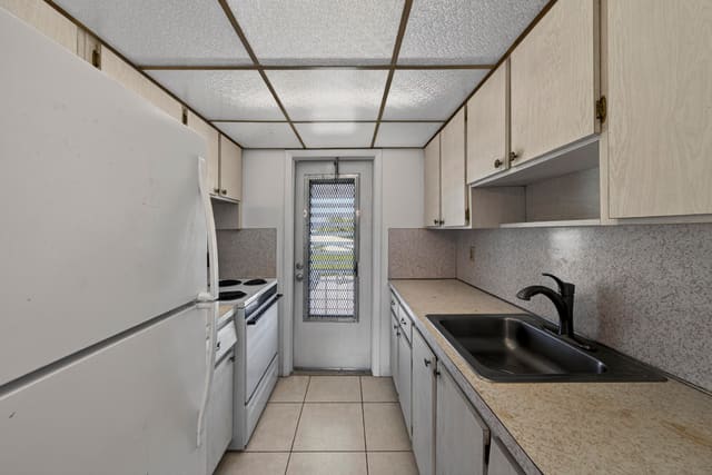 2551 W Golf Boulevard 209, sold in Fairview Iv Condo, Pompano Beach, FL