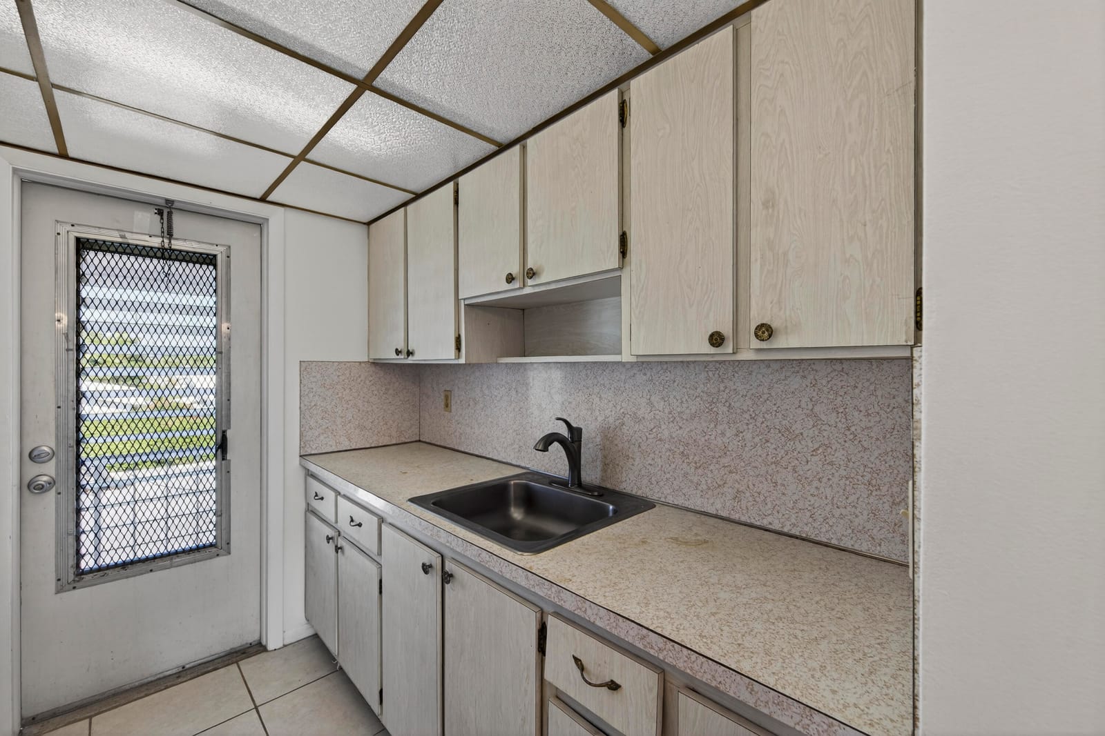 2551 W Golf Boulevard 209, Pompano Beach, FL 33064 photo 2