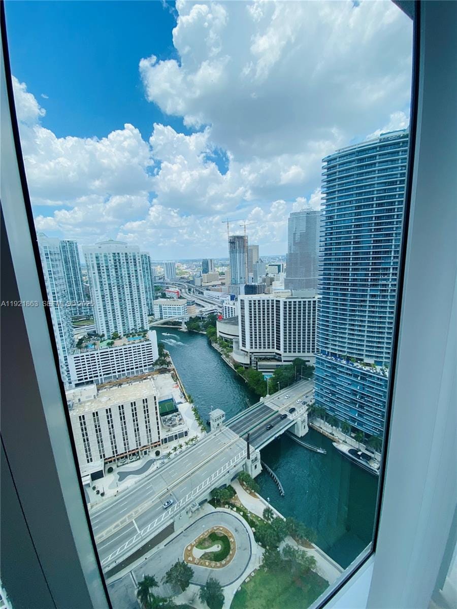 475 Brickell Avenue 3715, Miami, FL 33131 photo 20