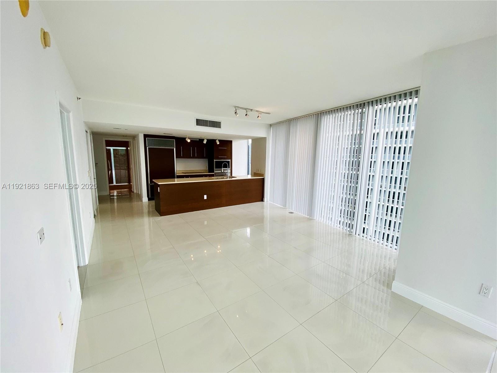 475 Brickell Avenue 3715, Miami, FL 33131 photo 7