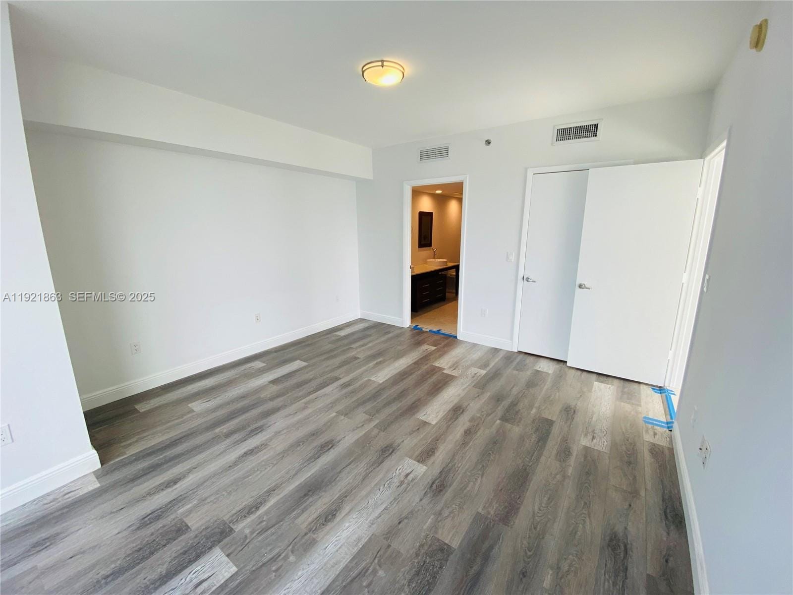 475 Brickell Avenue 3715, Miami, FL 33131 photo 10