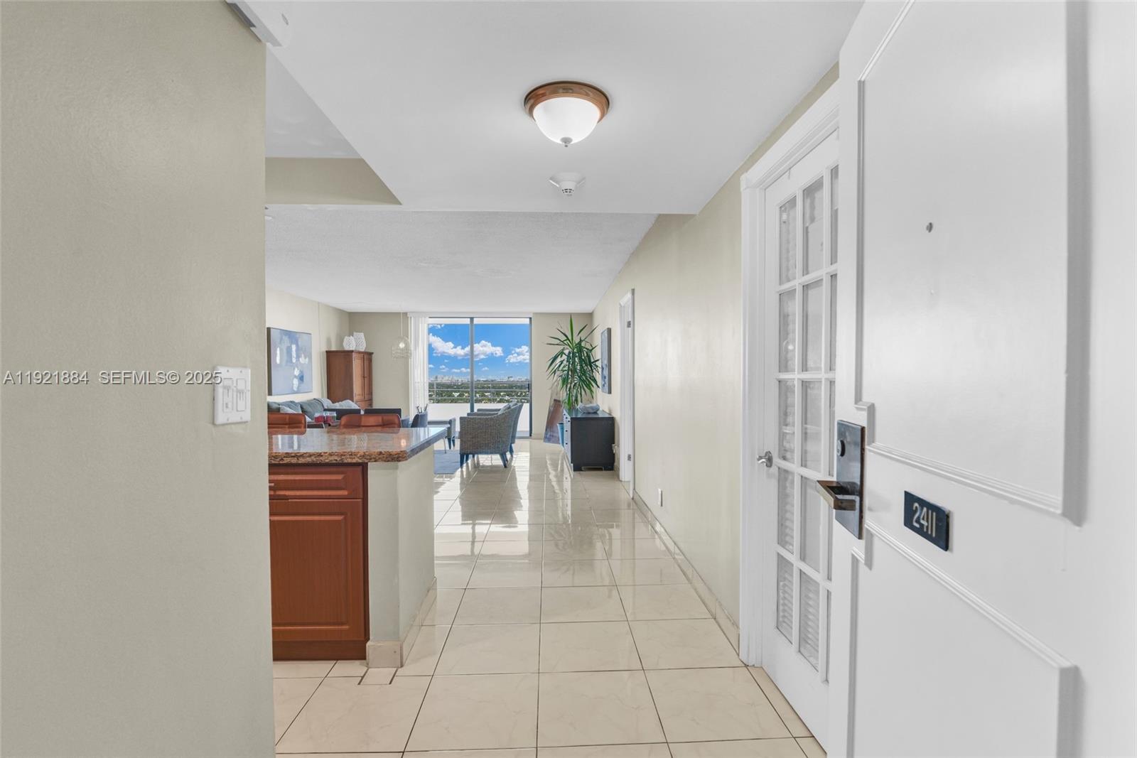 2500 Parkview Drive 2411 — photo 4