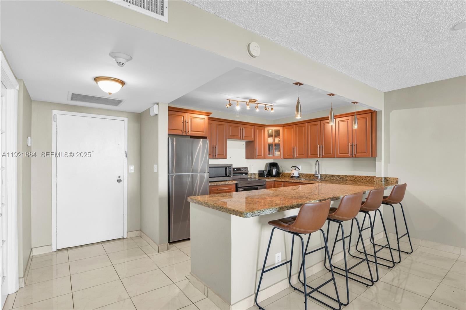 2500 Parkview Drive 2411 — photo 5
