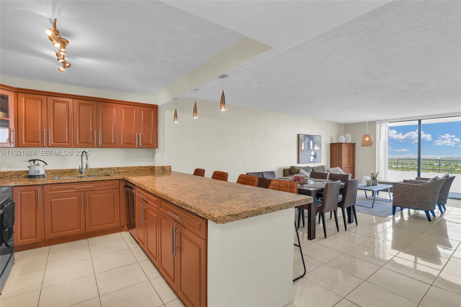 2500 Parkview Drive 2411 — photo 6