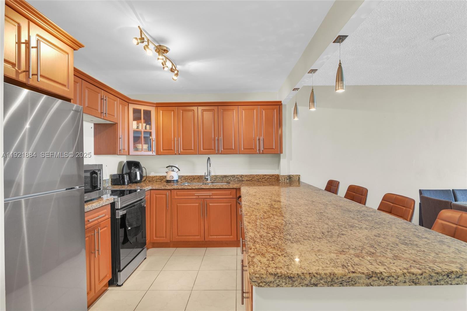 2500 Parkview Drive 2411 — photo 7