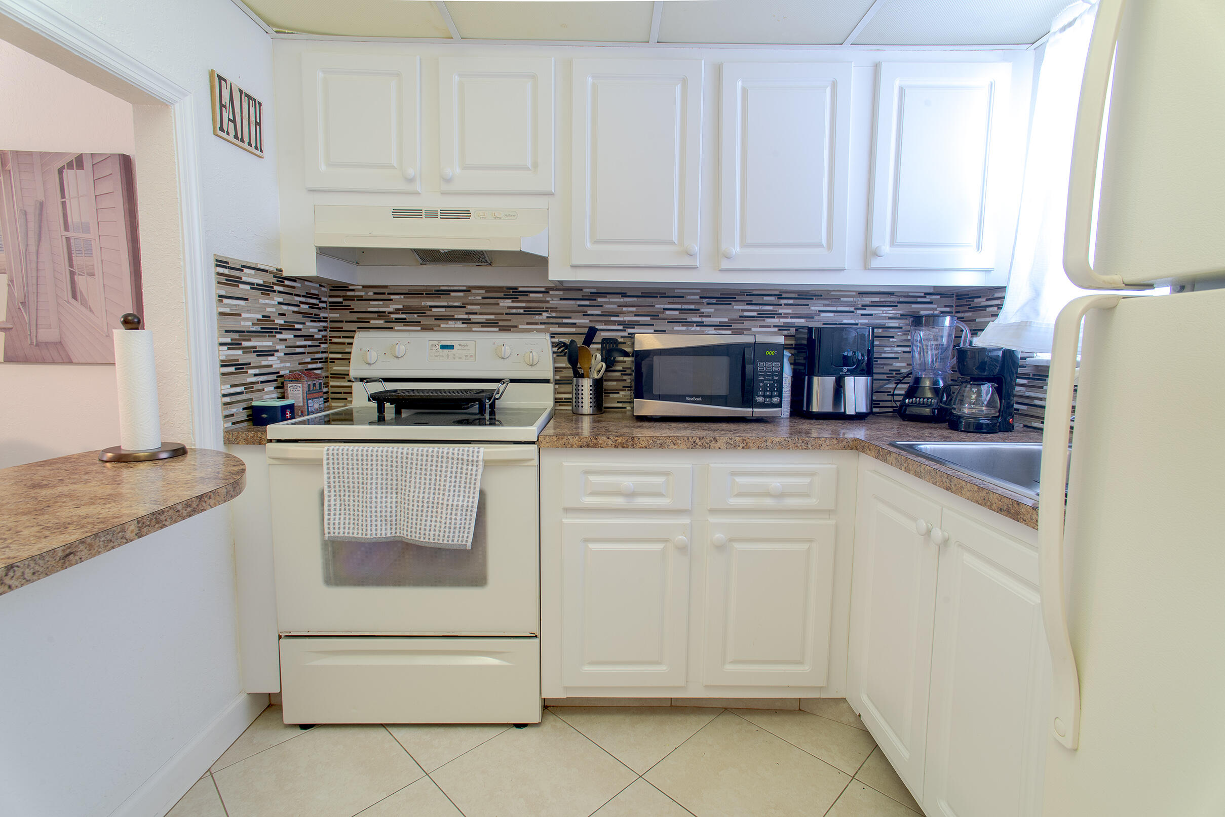3091 E Sun Sunrise Lakes Drive E 207, Sunrise, FL 33322, Sunrise
