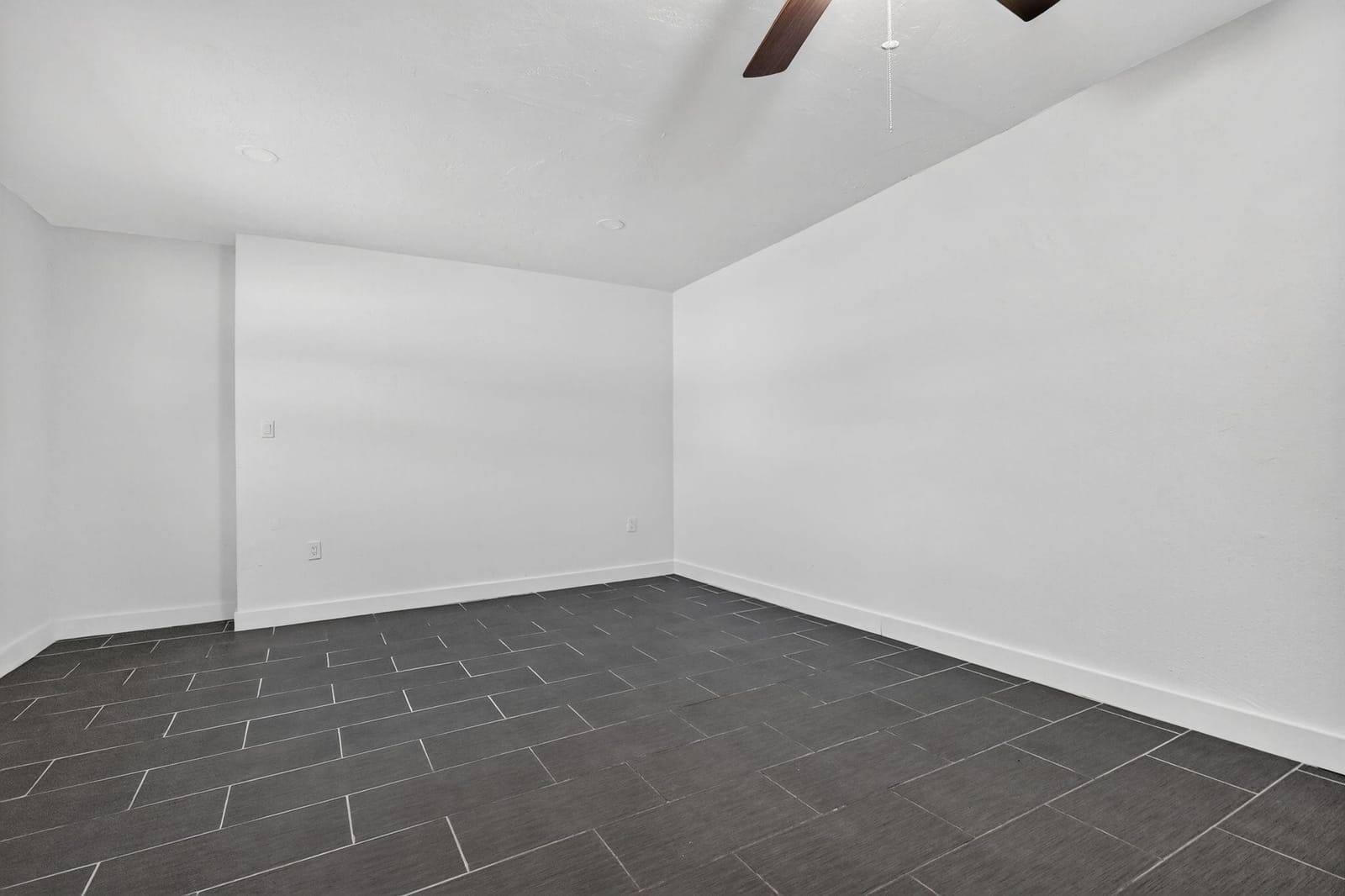 9720 NW 4 Street, Pembroke Pines, FL 33024 photo 18